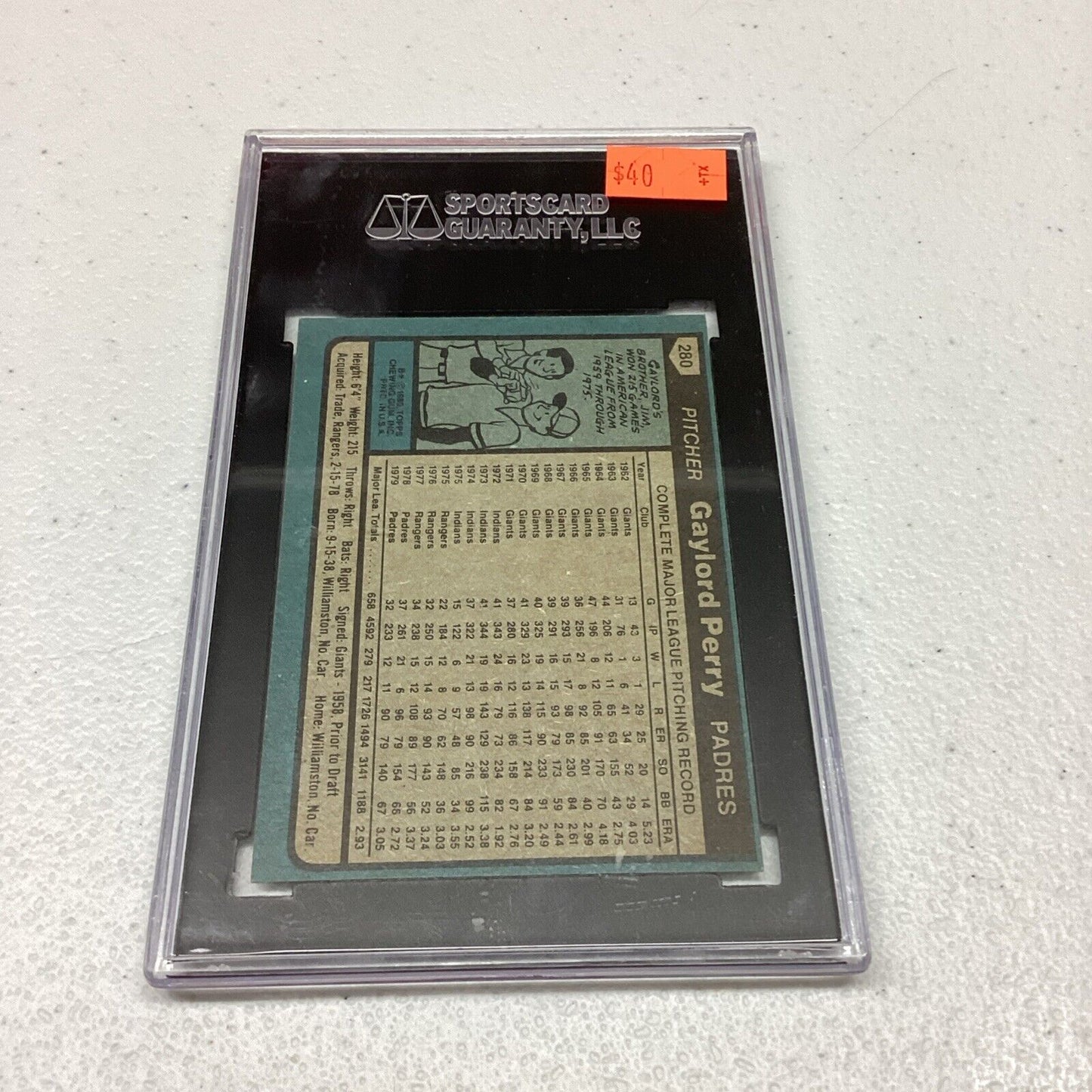 1980 Topps #280 Gaylord Perry SGC Authentic