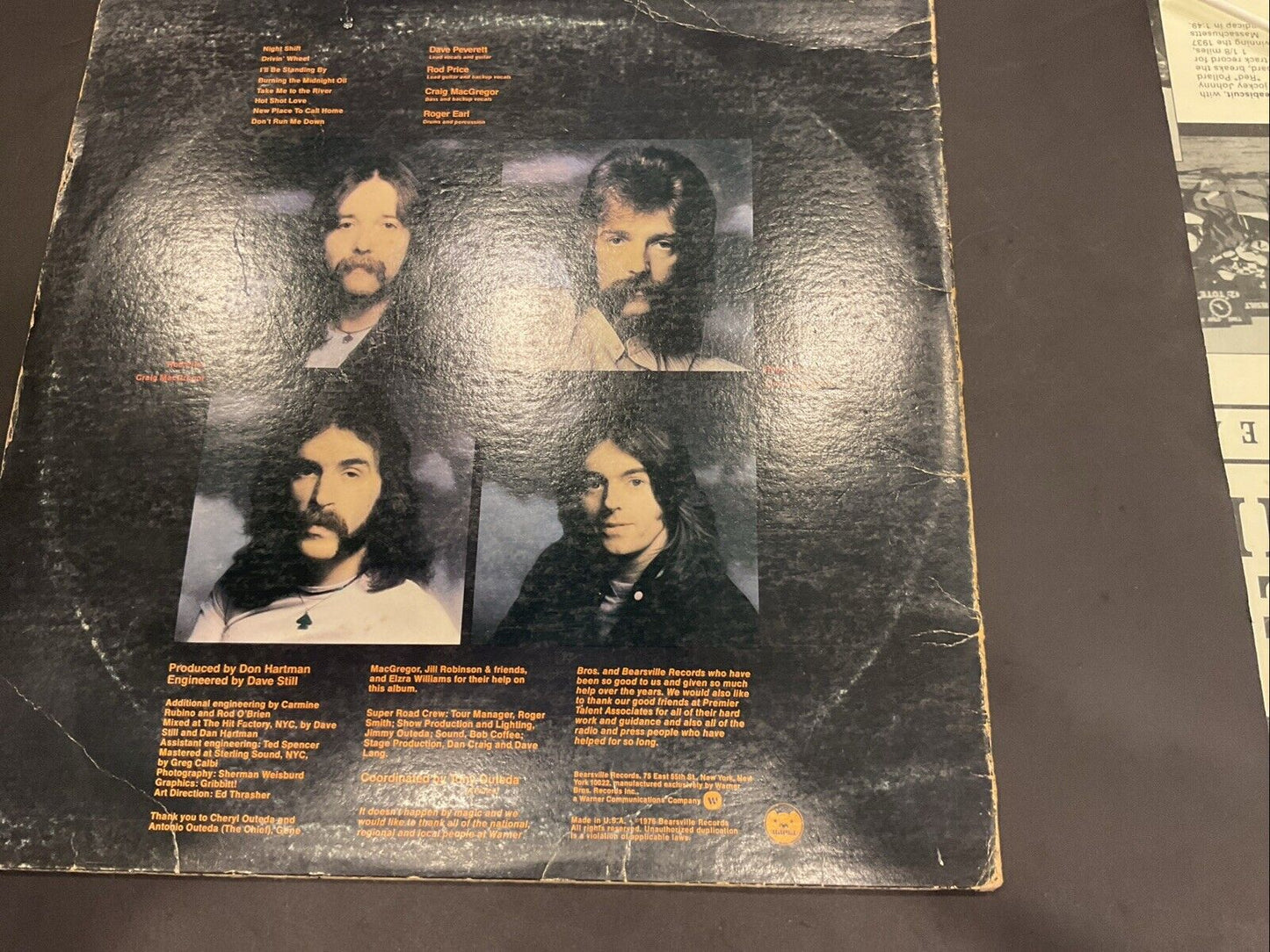 ROGER EARL & CRAIG MaCGREGOR of FOGHAT signed NIGHT SHIFT 1976 Record Album COA