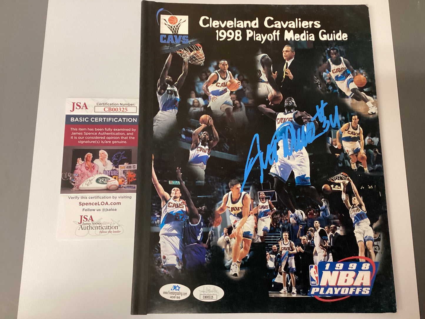 Cavaliers 1998 Playoff Media Guide Signed By Austin Car W/JSA COA