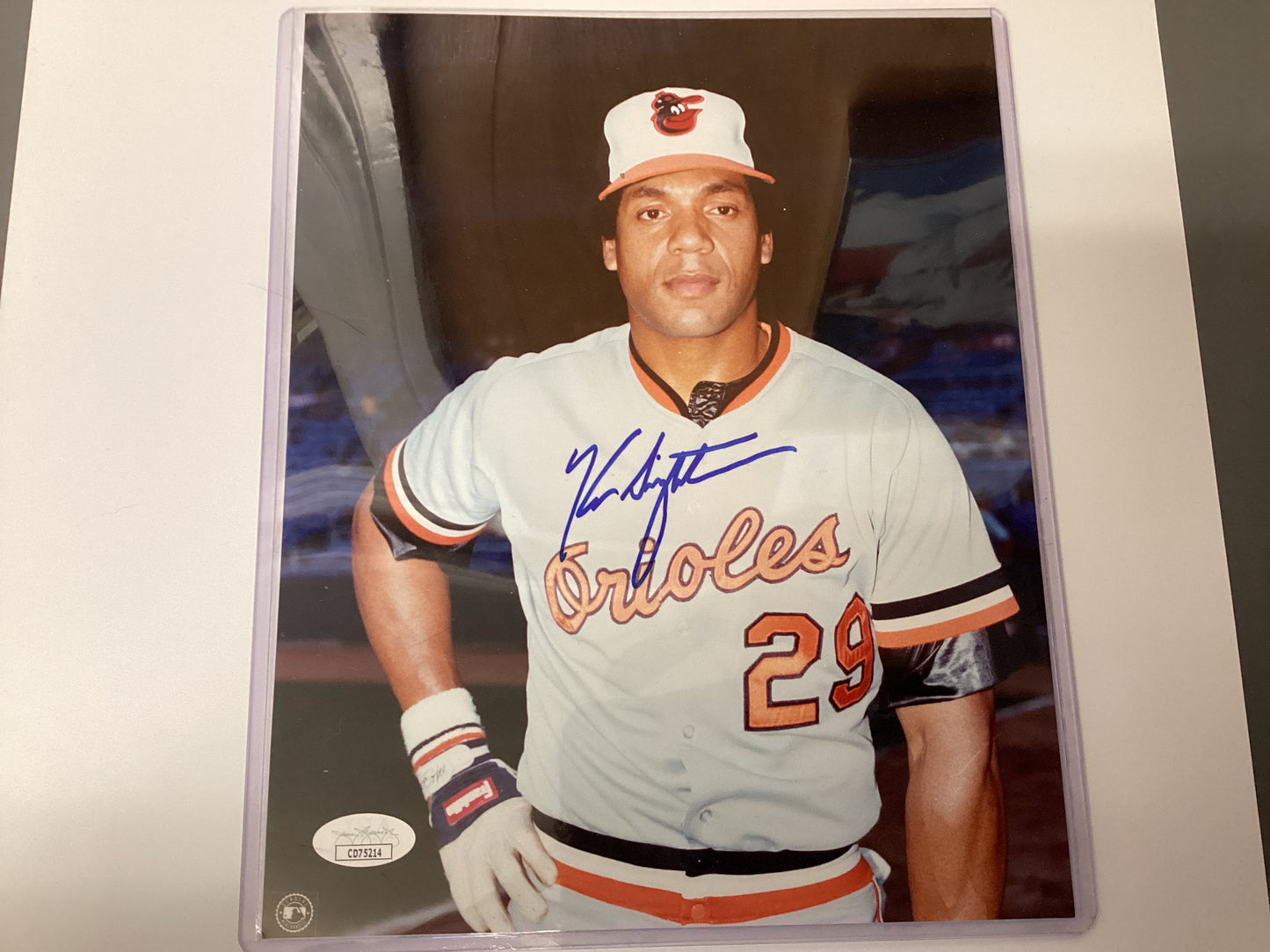 Ken Singleton signed 8 x 10 photo with JSA COA