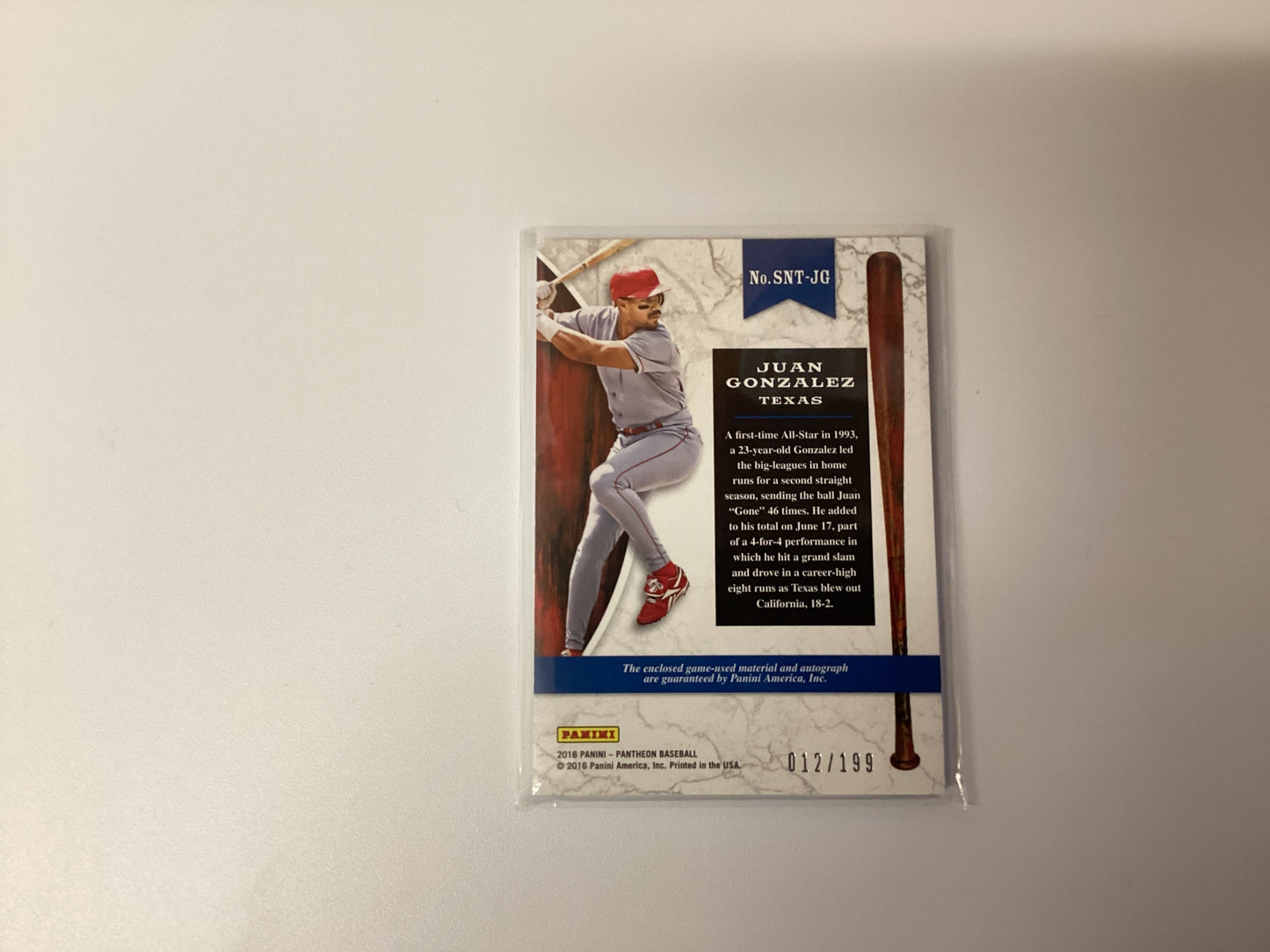 Panini, Juan Gonzalez game used material and autographed card
