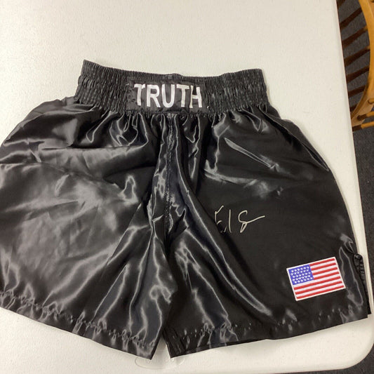 Errol Spence Jr Signed Truth Black Boxing Trunks (Beckett) Autograph Shorts