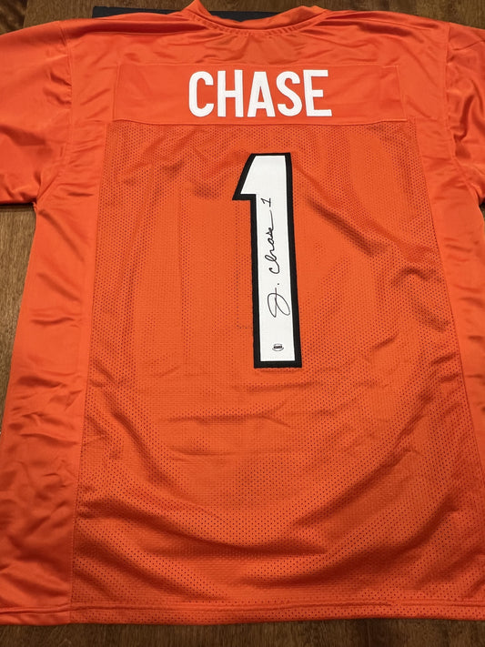 Ja'Marr Chase Signed Cincinnati Bengals Orange Jersey with COA