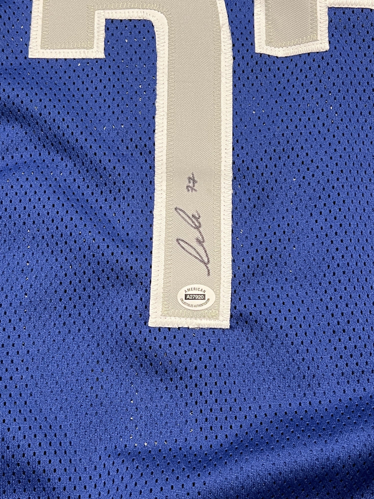 Luka Dončić Signed Dallas Mavericks Blue Jersey with COA