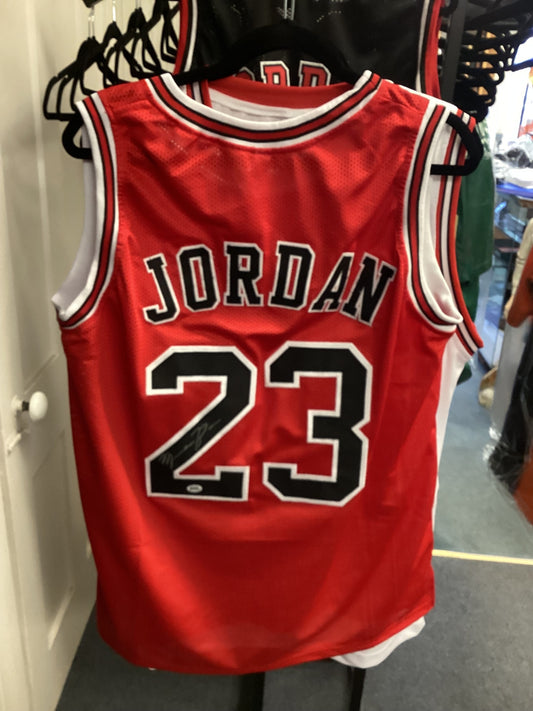 Michael Jordan #23 Chicago Bulls Signed Red Jersey