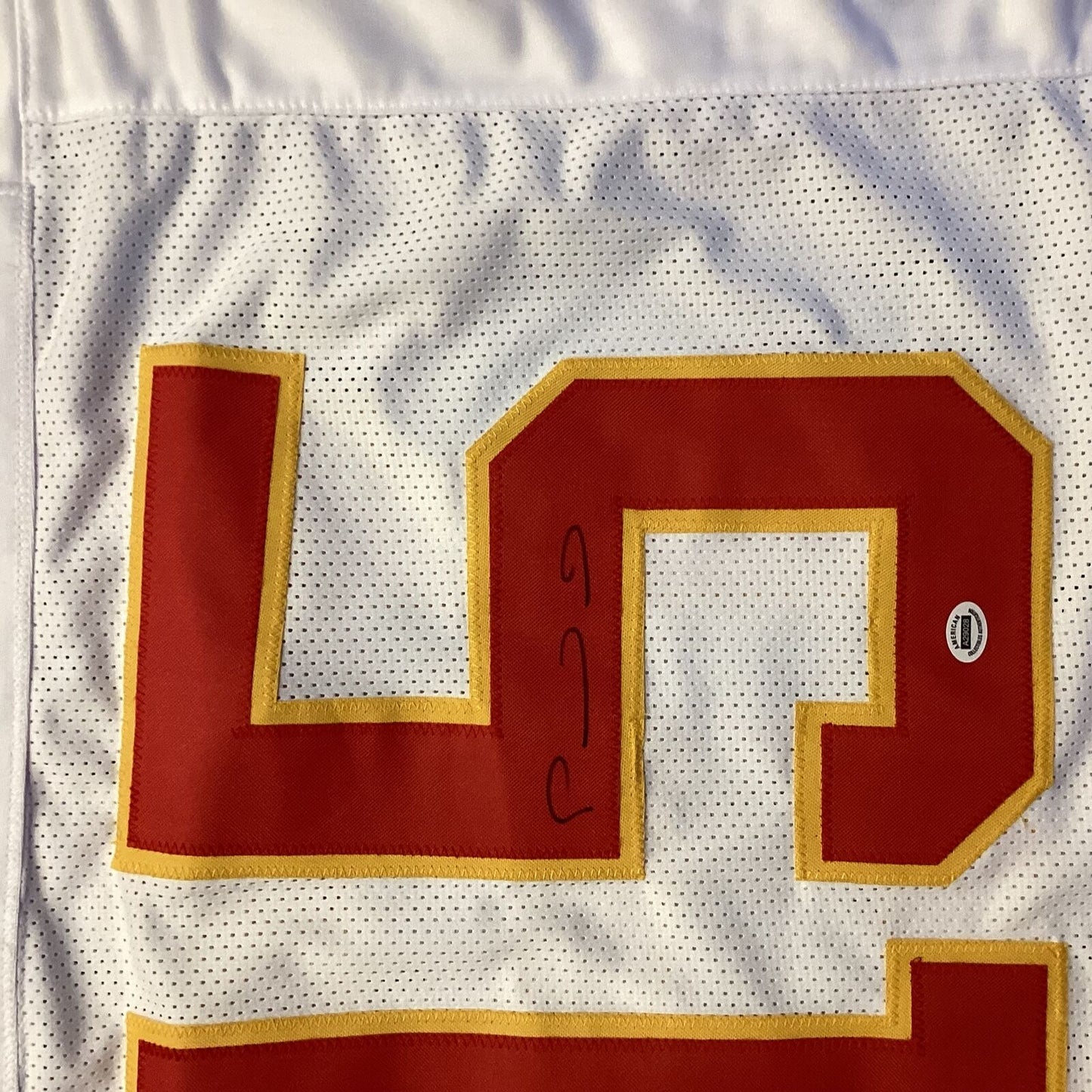 Patrick Mahomes Signed Kansas City Chiefs White Jersey Autographed NFL