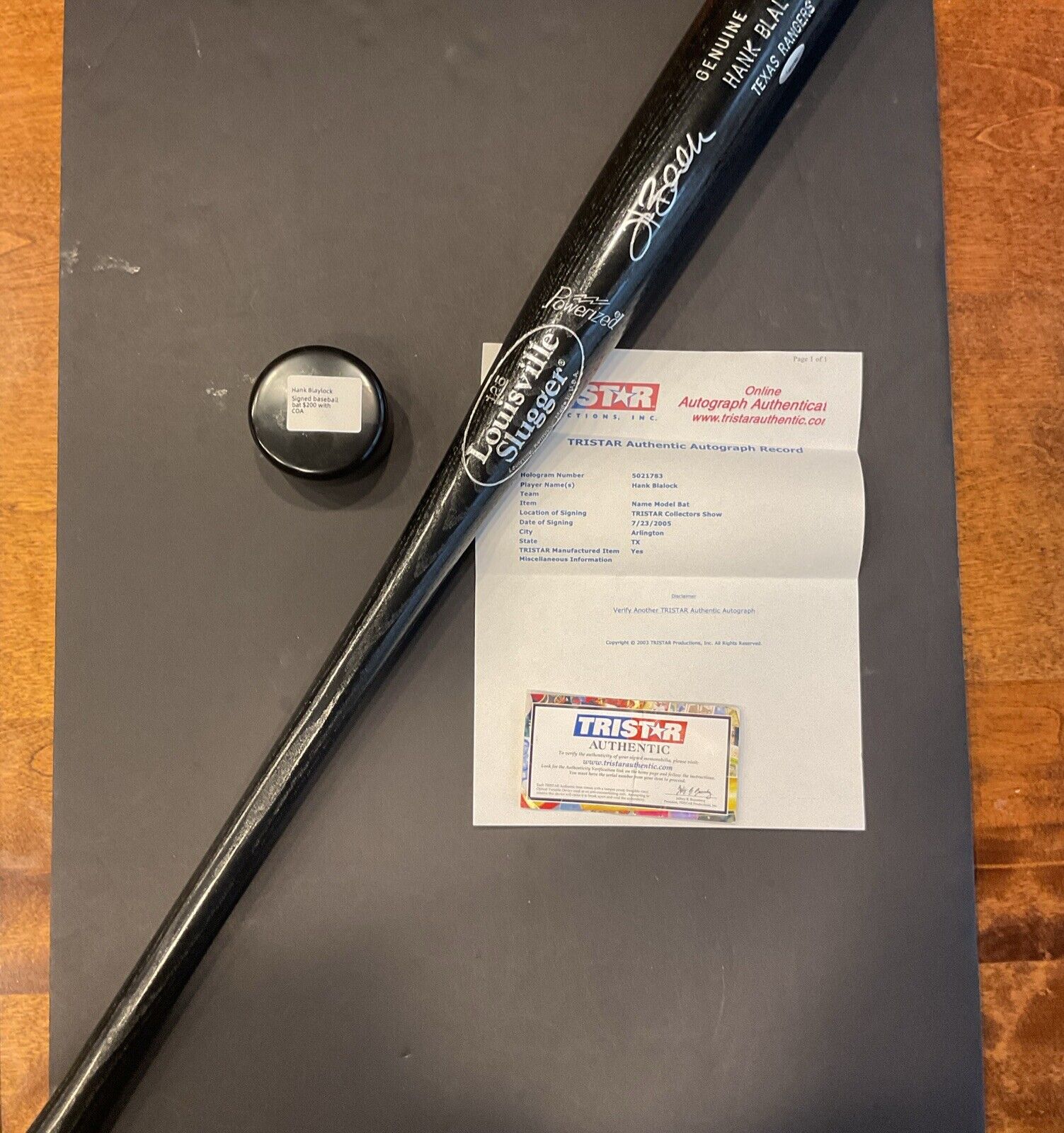2005 autographed Hank Blalock Louisville slugger bat with authentication