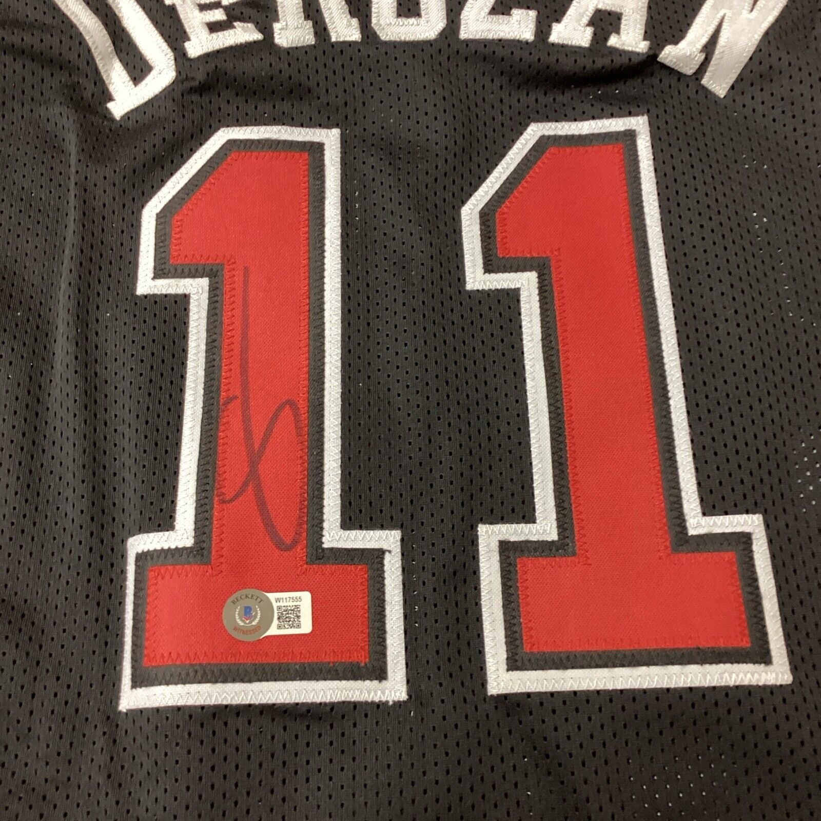 Demar Derozan Signed Custom Jersey Beckett COA 