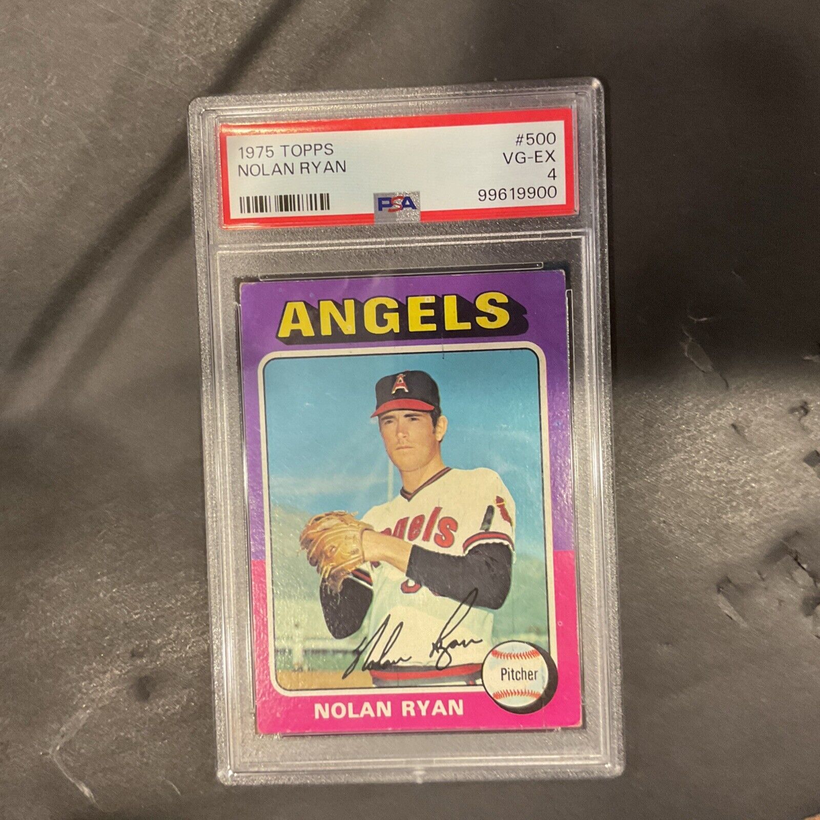 1975 Topps - #500 Nolan Ryan HOF PSA 4