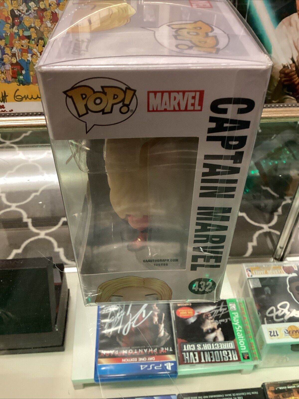 Funko Pop! Vinyl: Captain Marvel - Walmart (Exclusive) #432 Signed With COA