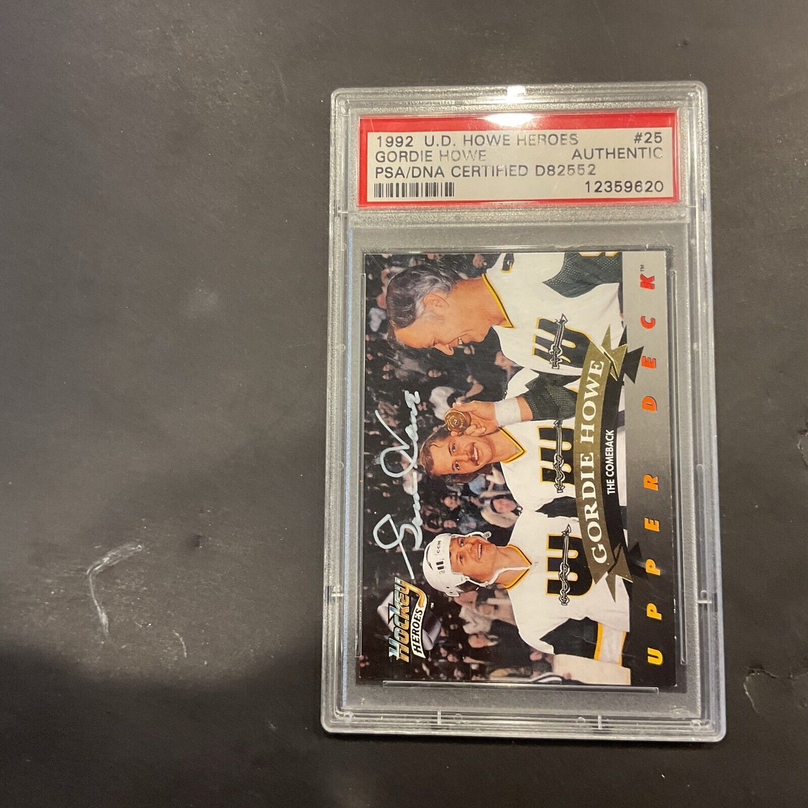 1992 upper deck how heroes #25 Gordie Howe PSA authenticated signature card