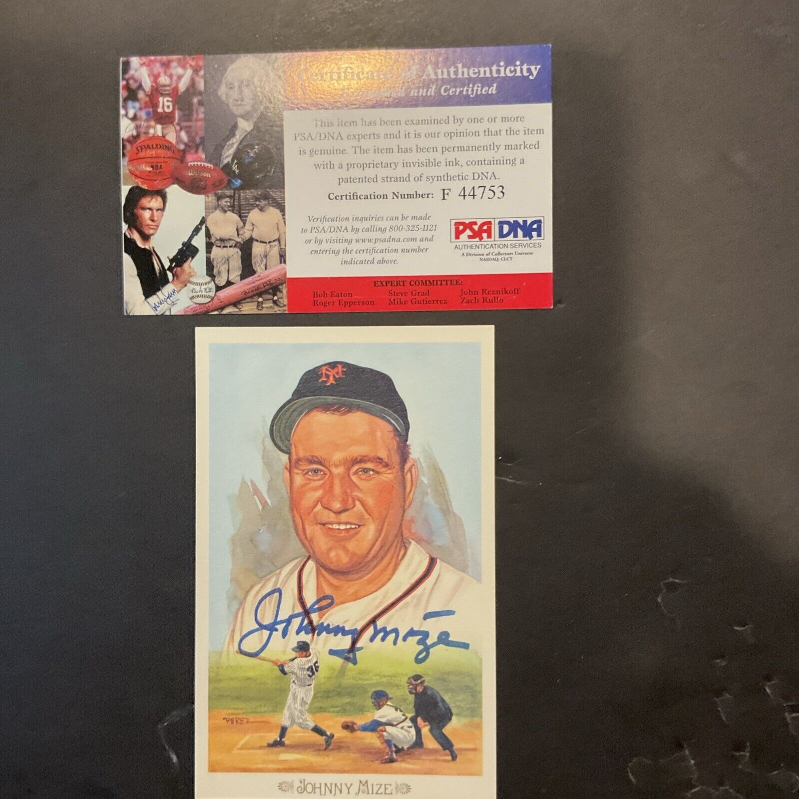 Perez Gallery Steel 32 Johnny Mize  HOF signature  Card PSADNA