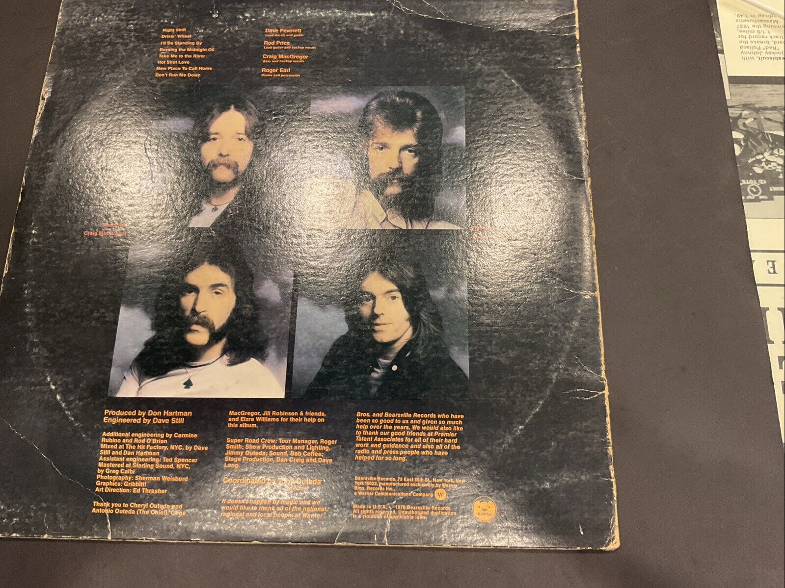 ROGER EARL & CRAIG MaCGREGOR of FOGHAT signed NIGHT SHIFT 1976 Record Album COA