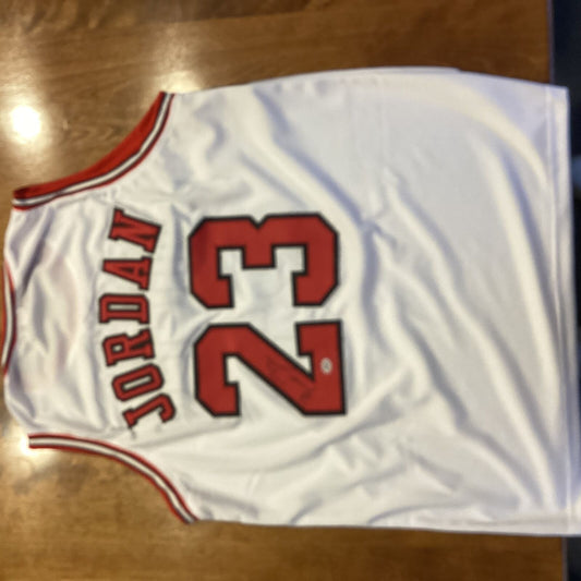 Michael Jordan Signed Chicago Bulls White Jersey Autographed NBA