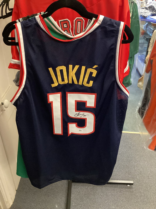 Nikola Jokić #15 Denver Nuggets Signed Navy Jersey