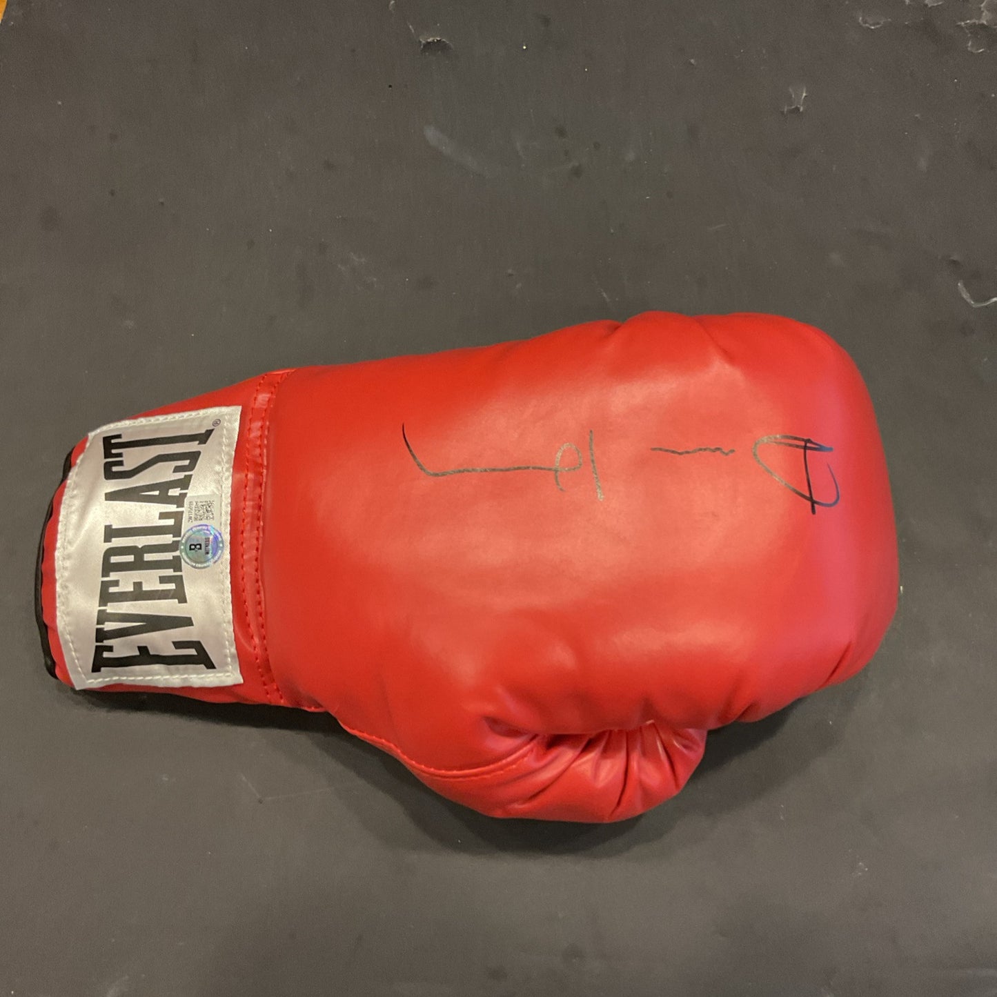 Devin Haney Signed Everlast Red Boxing Glove Autograph Auto Beckett COA