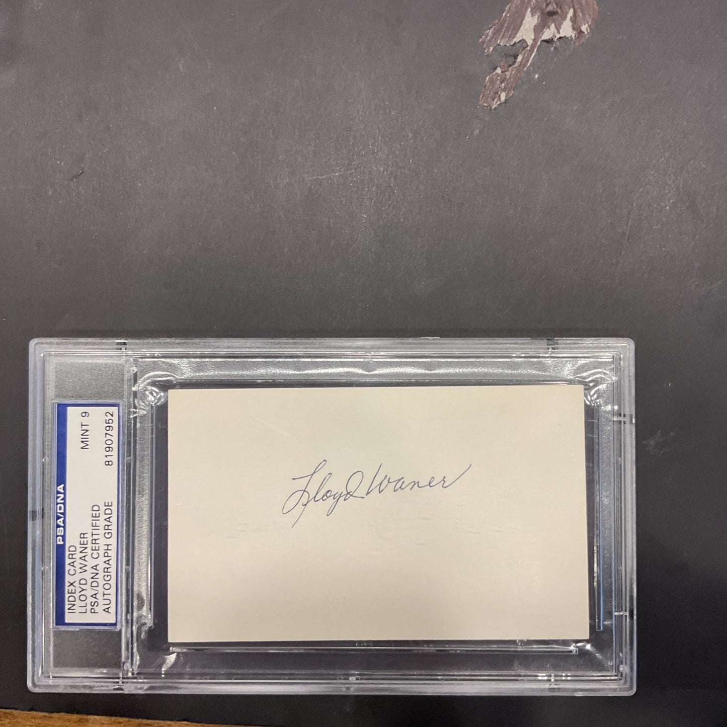 Autographed Lloyd Warner Index Card PSA/DNA Certified Mint 9