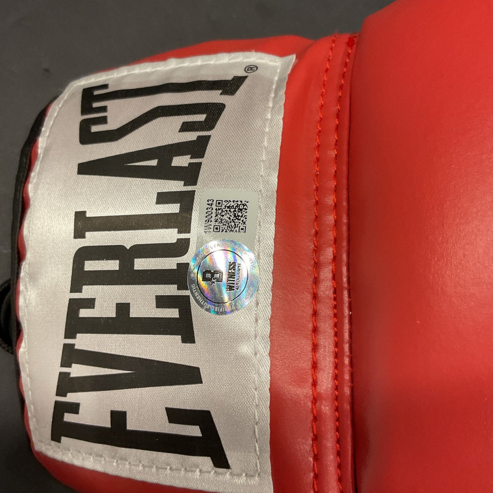 Errol Spence Jr Signed Everlast Boxing Glove Beckett Witness Certified COA