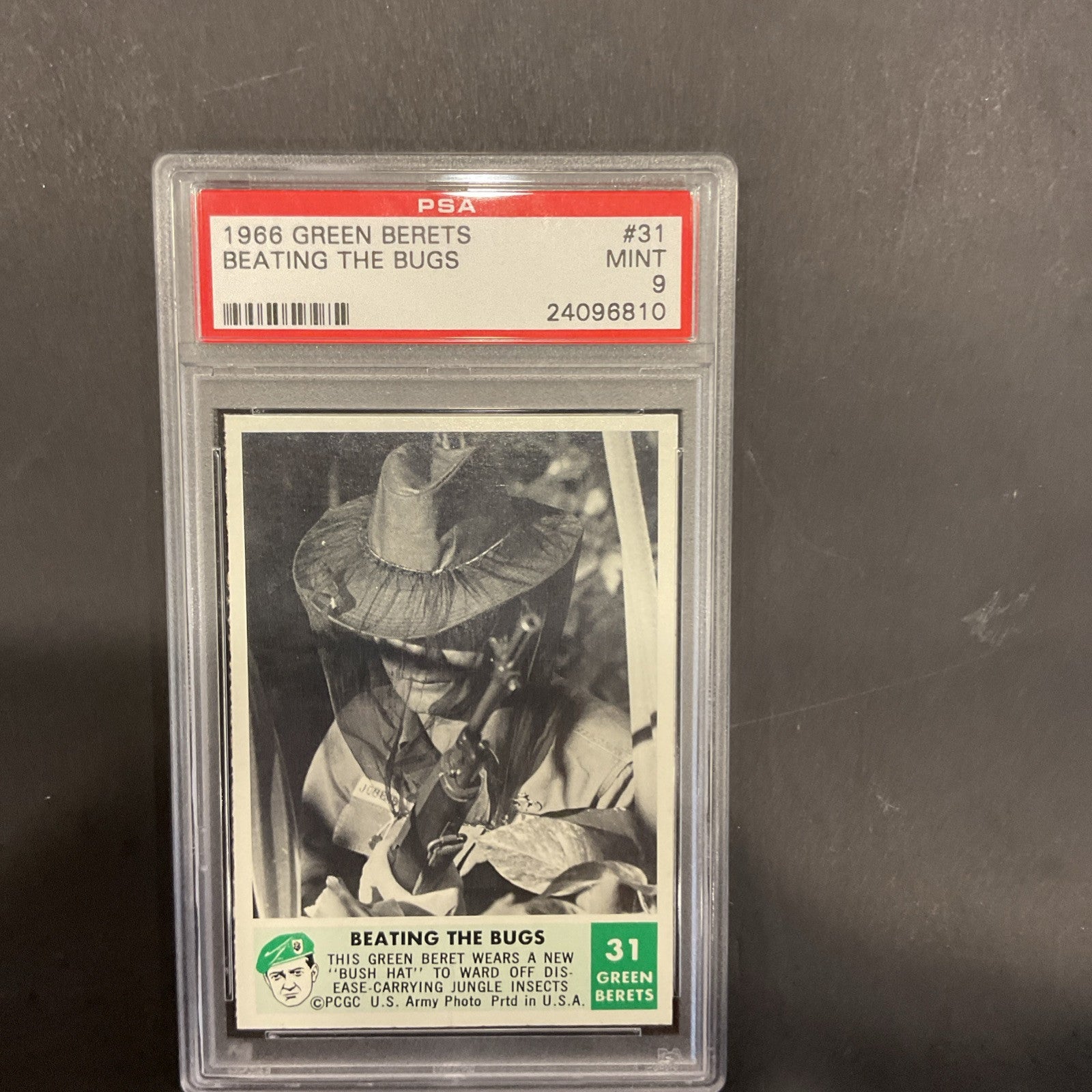 1966 Green Berets #31 Beating The Bugs PSA 9 (OC)
