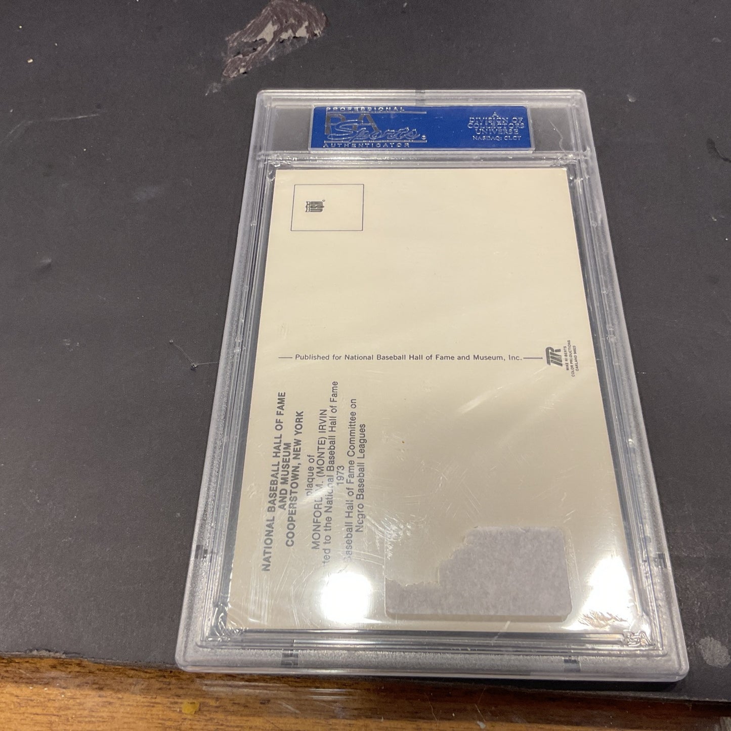 MONTE IRVIN PSA/DNA SIGNED HOF GOLD POSTCARD PLAQUE AUTOGRAPH PSA 8 NM-MT